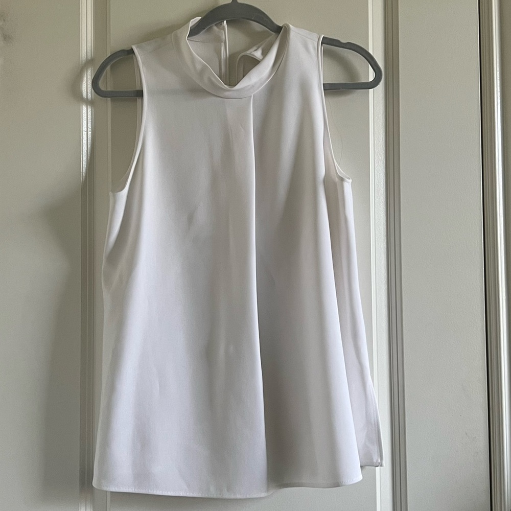 Theory White  Sleeveless Textured Blouse